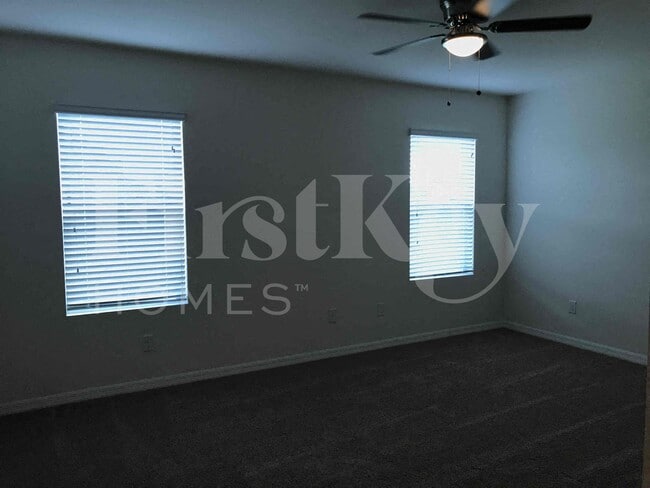 Building Photo - 1609 SW 25th Ln
