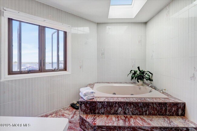 Building Photo - 1207 Capstan Dr