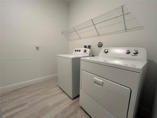 Building Photo - 3508 NW Solange Ct