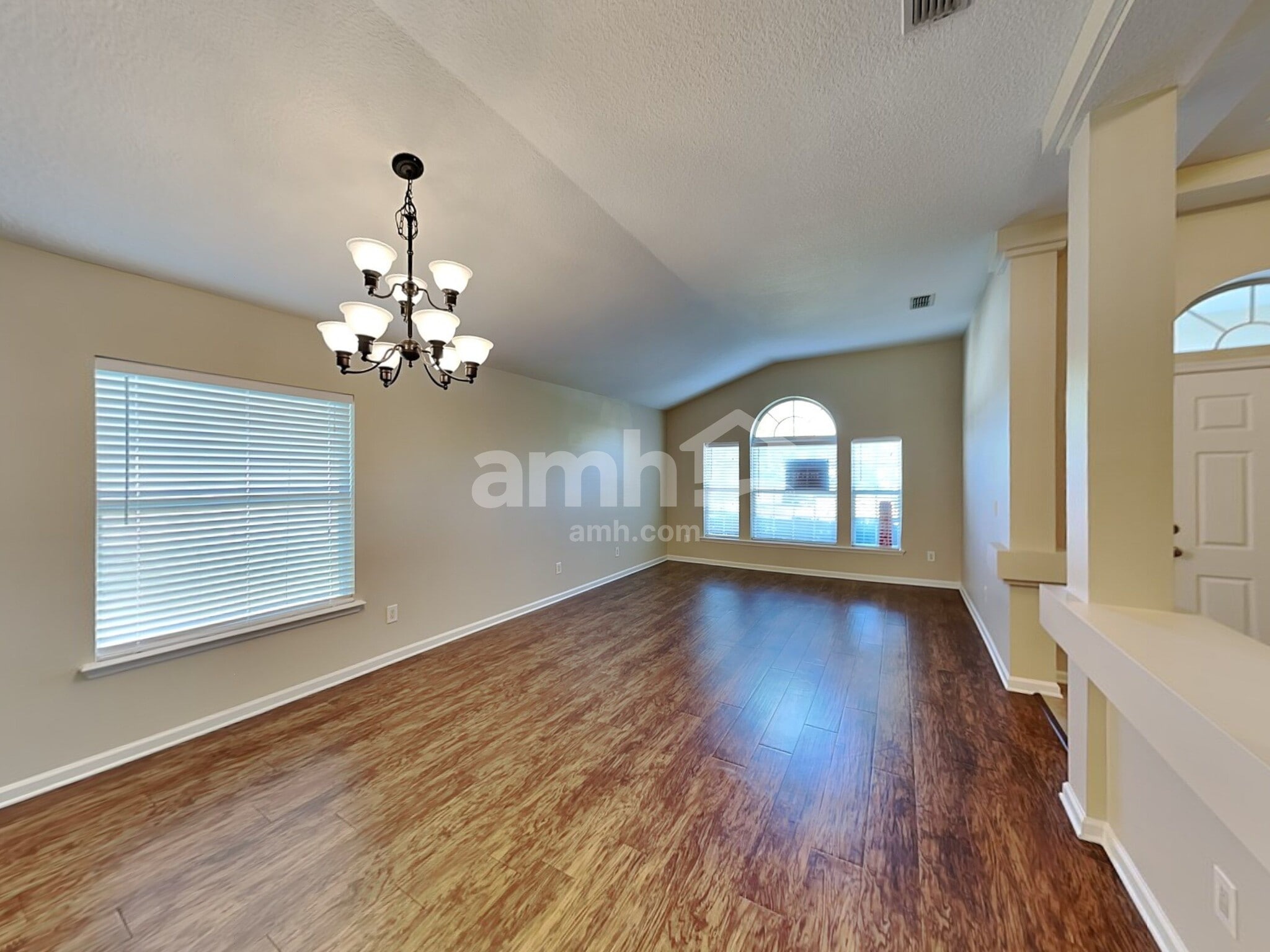 Building Photo - 1173 Carmona Pl