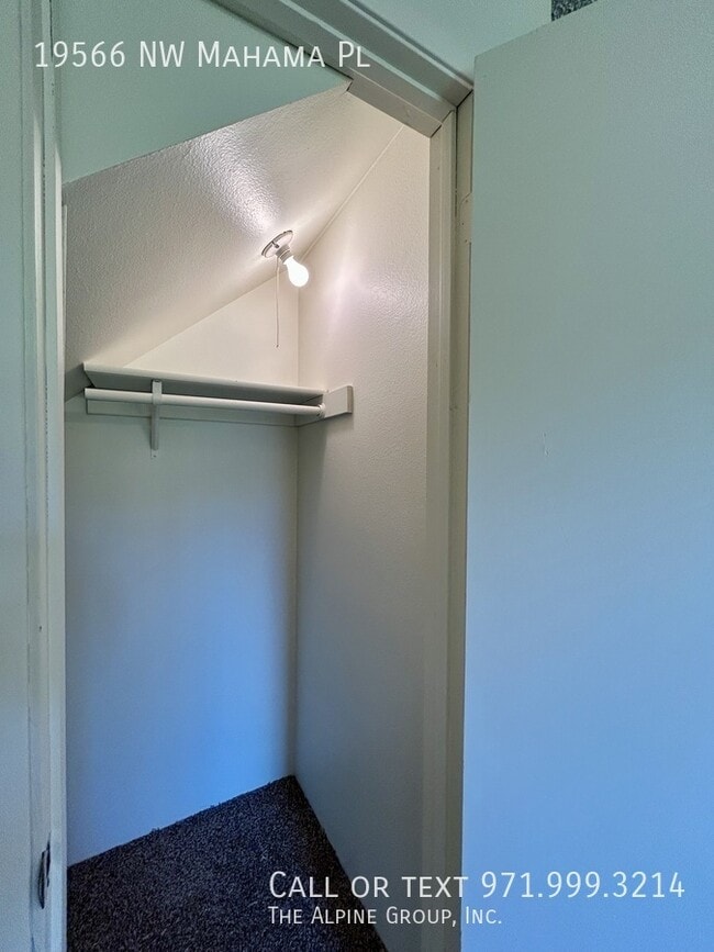 Building Photo - 19566 NW Mahama Pl