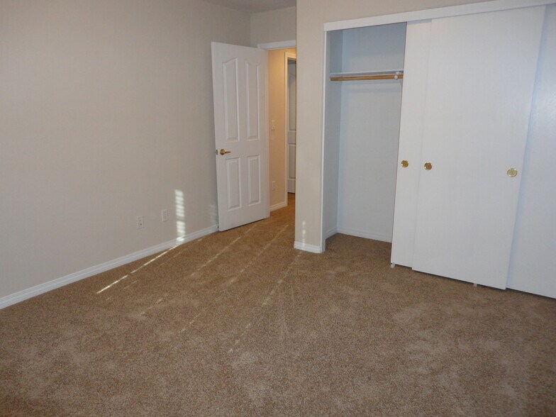 Building Photo - 8972 Augusta Blossom Ct