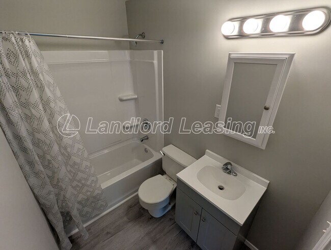 Building Photo - Remodeled 4-Bedroom with Addition and Garage!