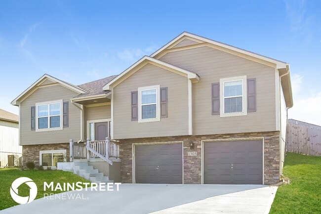 Building Photo - 1303 NW High View Dr