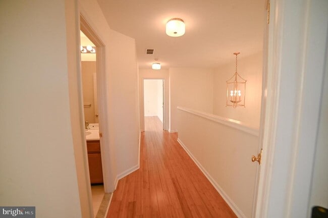 Building Photo - 1910 Cavalier Ln