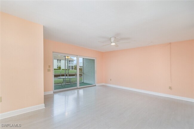 Building Photo - 4912 Vincennes St