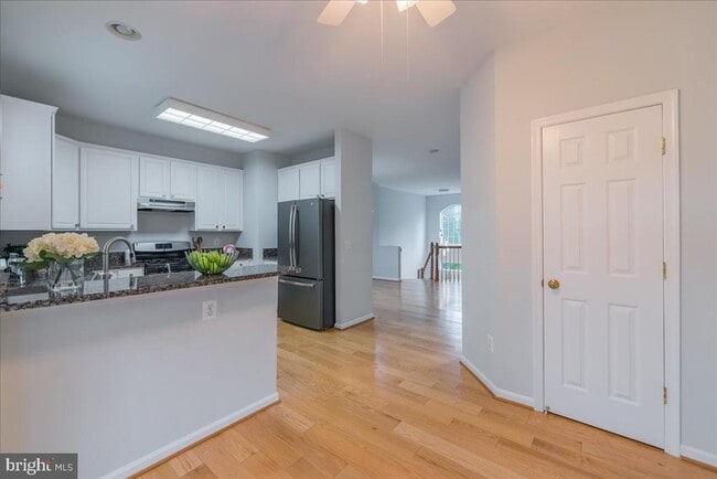 Building Photo - 11425 Abner Ave