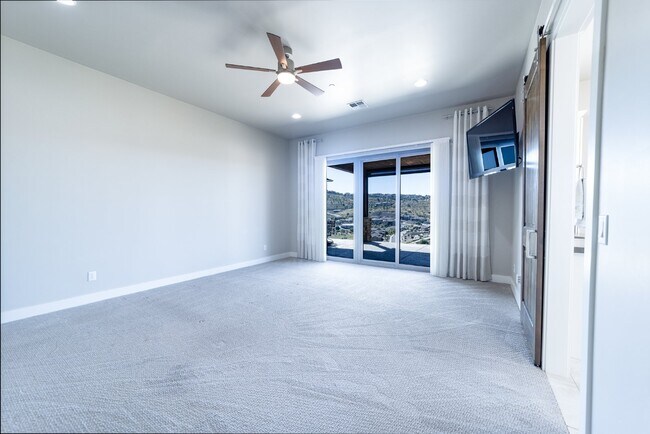 Building Photo - Stunning 3 Bed, 2.5 Bath Prescott Home wit...