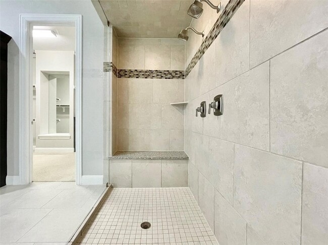 Building Photo - 3809 Mineral Dr