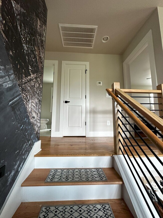 2nd Floor - 1198 8th St