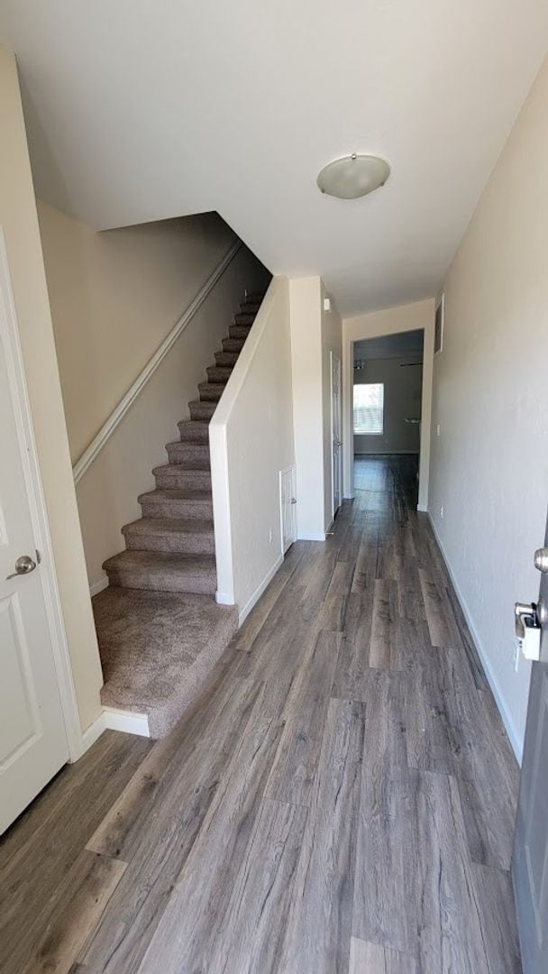 Building Photo - Modern 2020 3-Bedroom 2-Story Townhome Near Mesa Mall