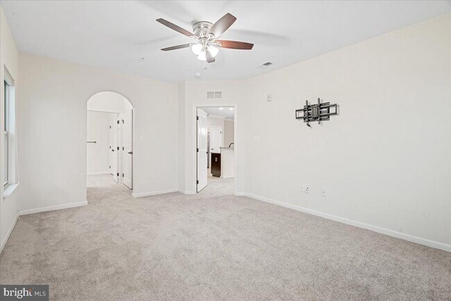 Building Photo - 6501 Walcott Ln