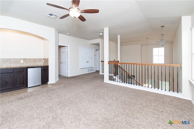 Building Photo - 1207 Fawn Lily Dr