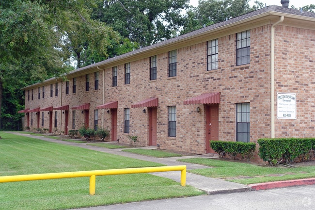 Building Photo - Prutzman Square Townhomes