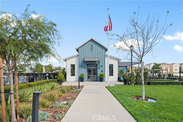 Building Photo - 4451 S Bryant Pso