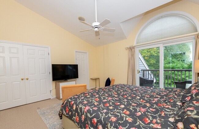 Building Photo - 178 Bishops Forest Dr