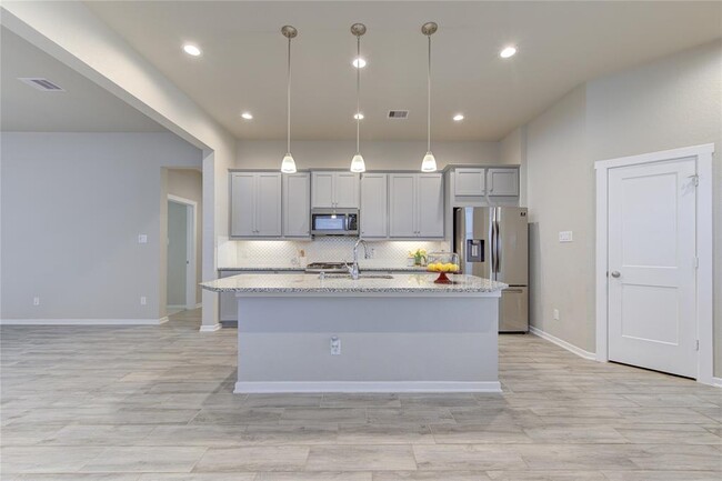 Building Photo - 6022 Bristol Spur Ln