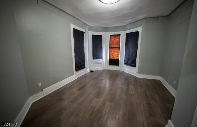 Building Photo - 226 Fairmount Ave