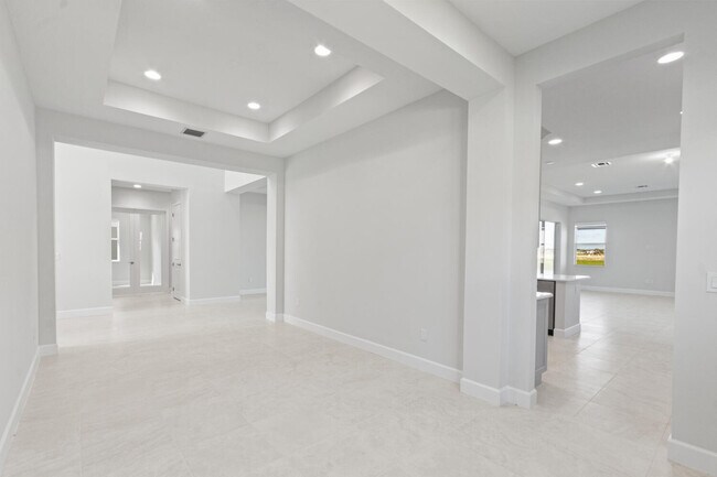 Building Photo - 5579 Liberty Ln
