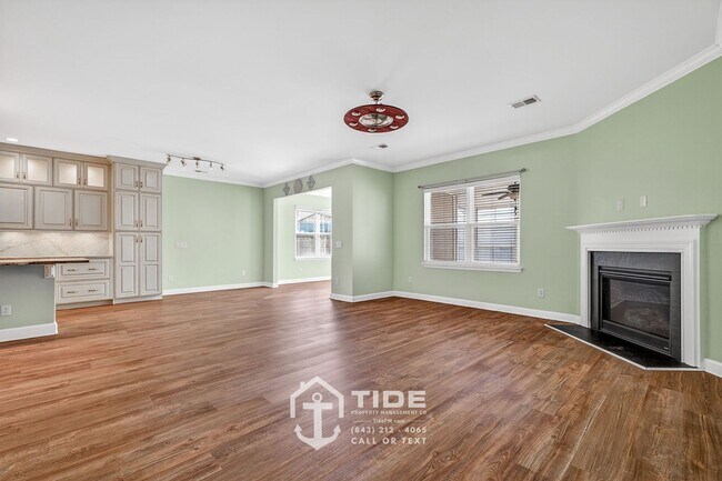 Building Photo - Your Carolina Bay Haven