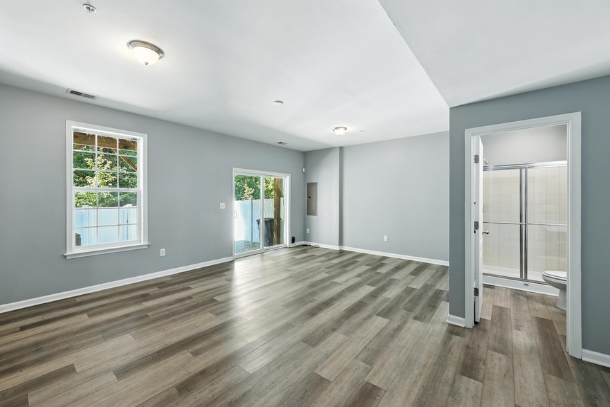 Building Photo - 4905 Forest Pines Dr