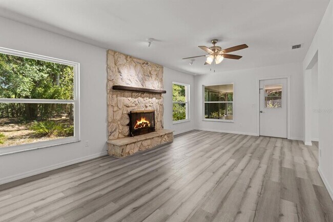 Building Photo - 1255 S Estate Point