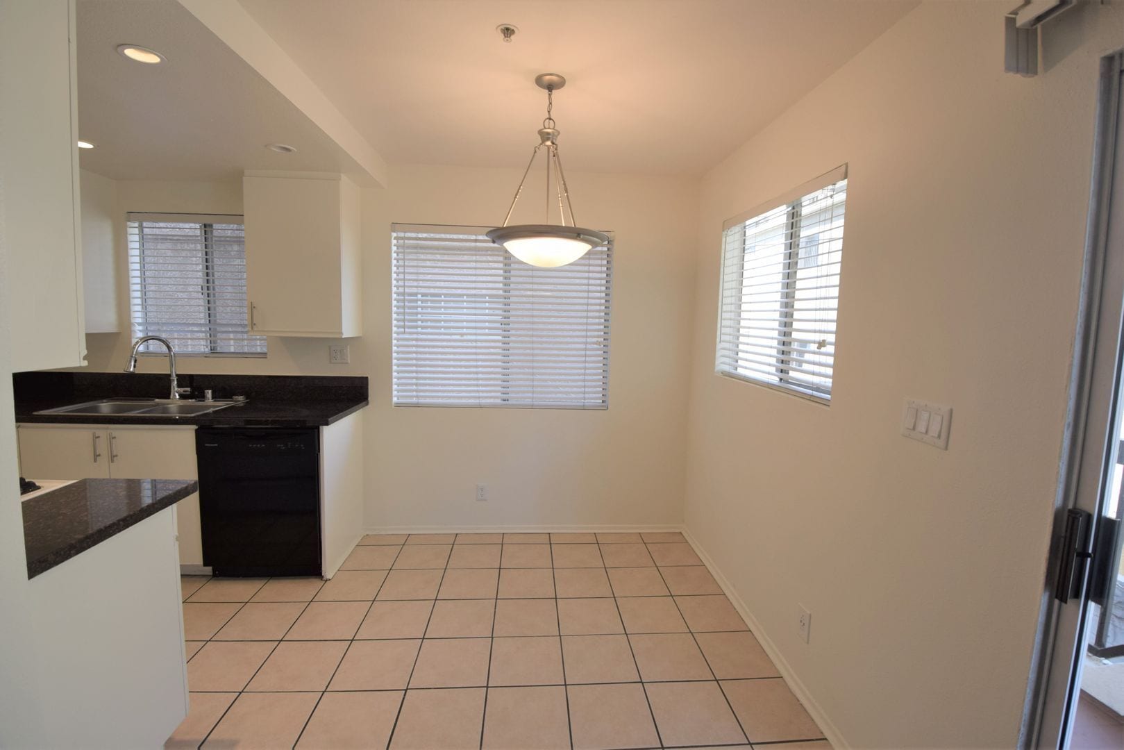 Building Photo - 5002 Tujunga Ave