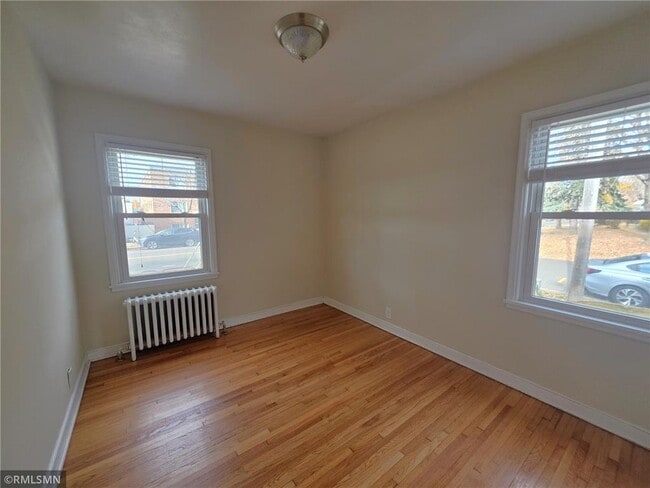 Building Photo - 2056 Bayard Ave