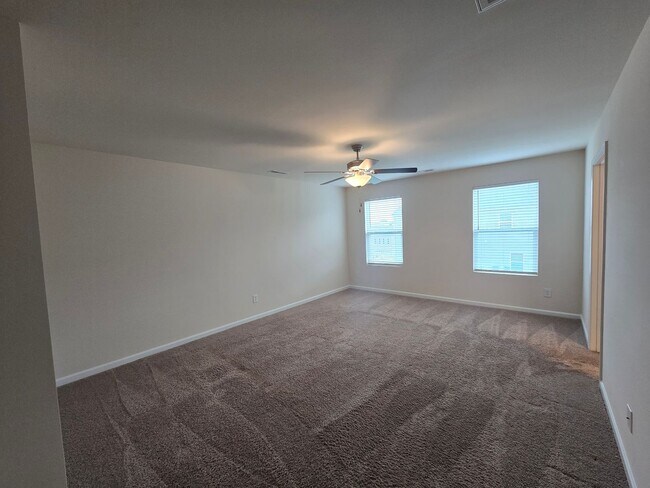 Building Photo - 76 Saddle Oaks Ln