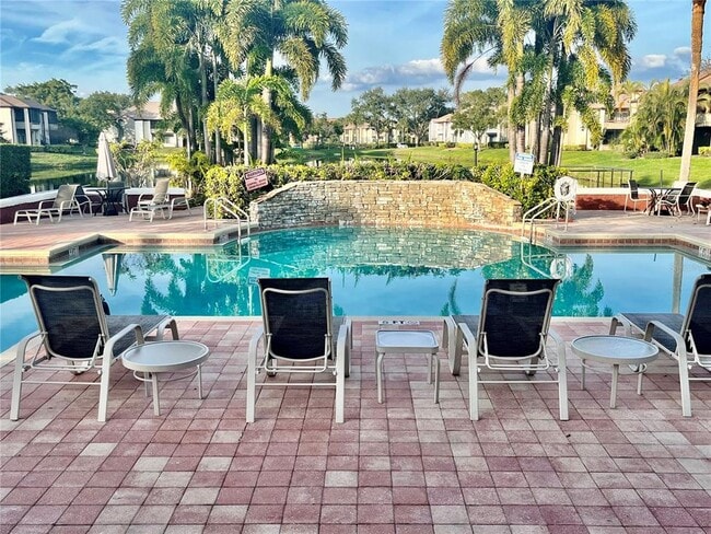 Building Photo - 10265 Gandy Blvd N