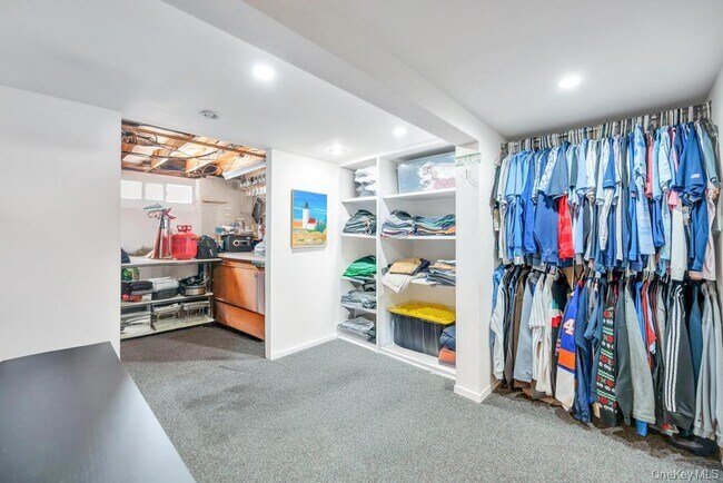 Building Photo - 2327 Cleveland St