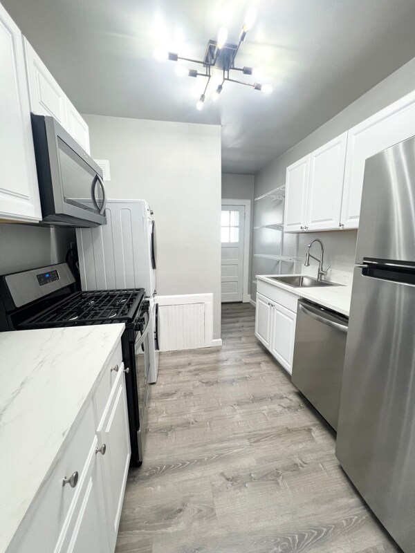 Building Photo - 1415 Leigh St