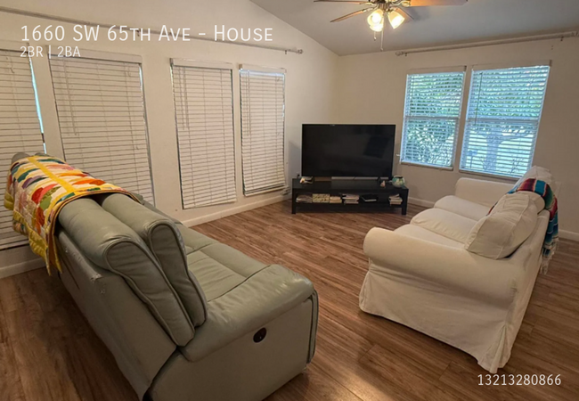 Building Photo - 1660 SW 65th Ave