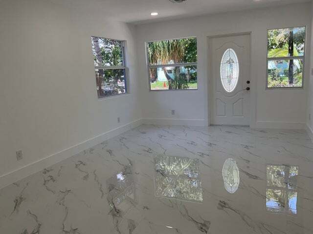 Building Photo - 700 Tallapoosa St