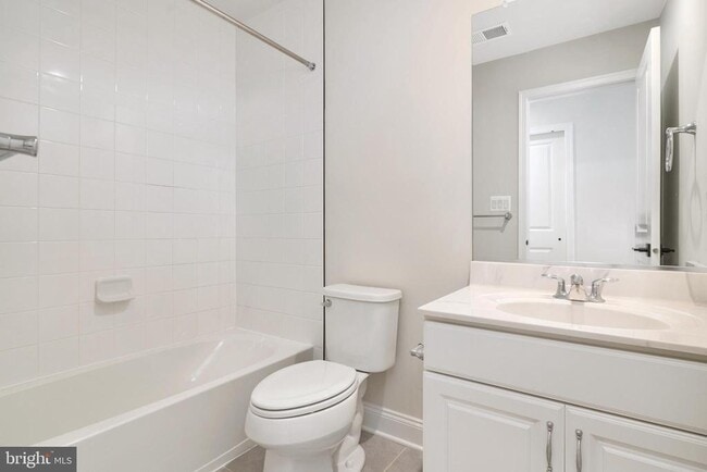 Building Photo - 8631 St Anthony Dr