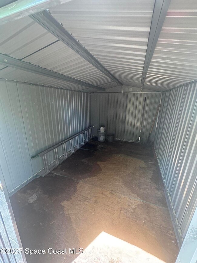 Building Photo - 1953 Harrison Ave