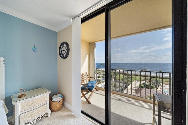 Building Photo - 100 Ocean Trail Way