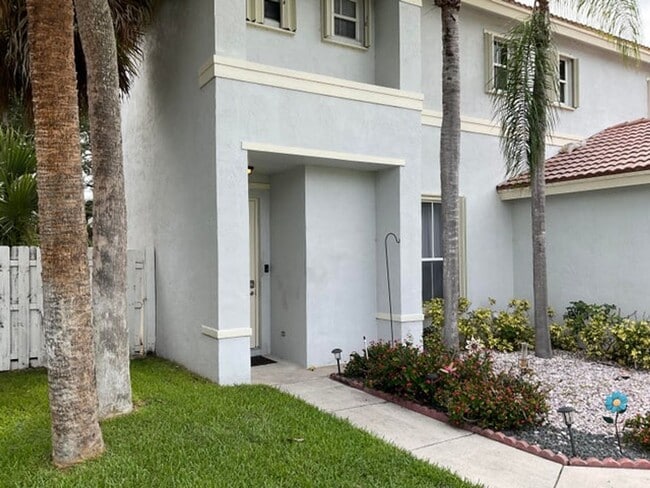 Building Photo - 6566 Spring Meadow Dr