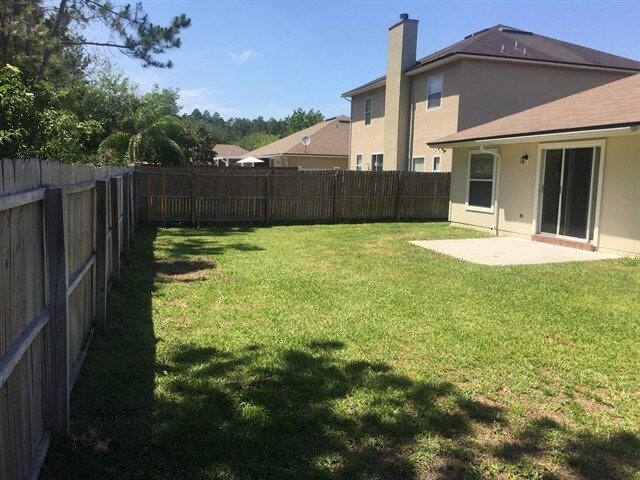 Building Photo - 8216 Leafcrest Dr