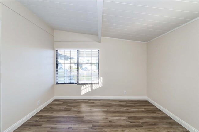 Building Photo - 24239 Huber Ave