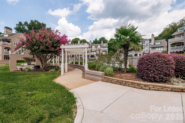 Building Photo - 646 Portside Dr