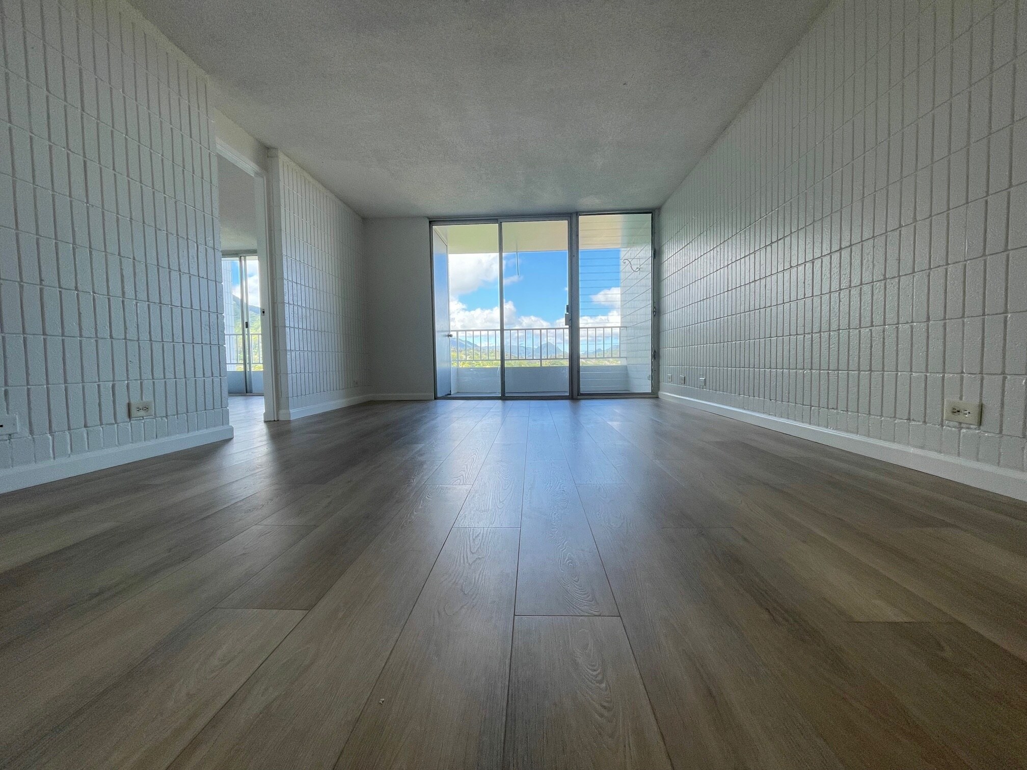 Building Photo - 46-283 Kahuhipa St