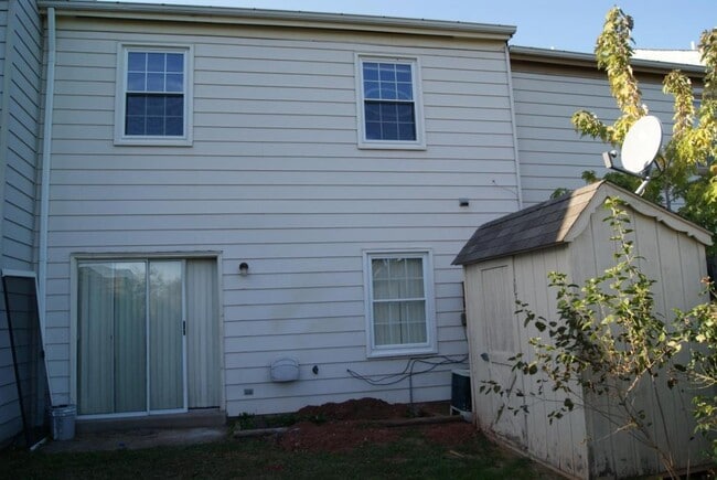 Building Photo - 9156 Stevens Ct