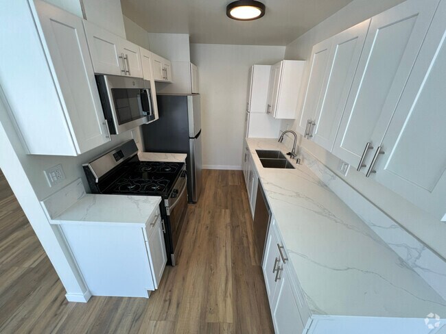 Building Photo - 4469 Murietta Ave