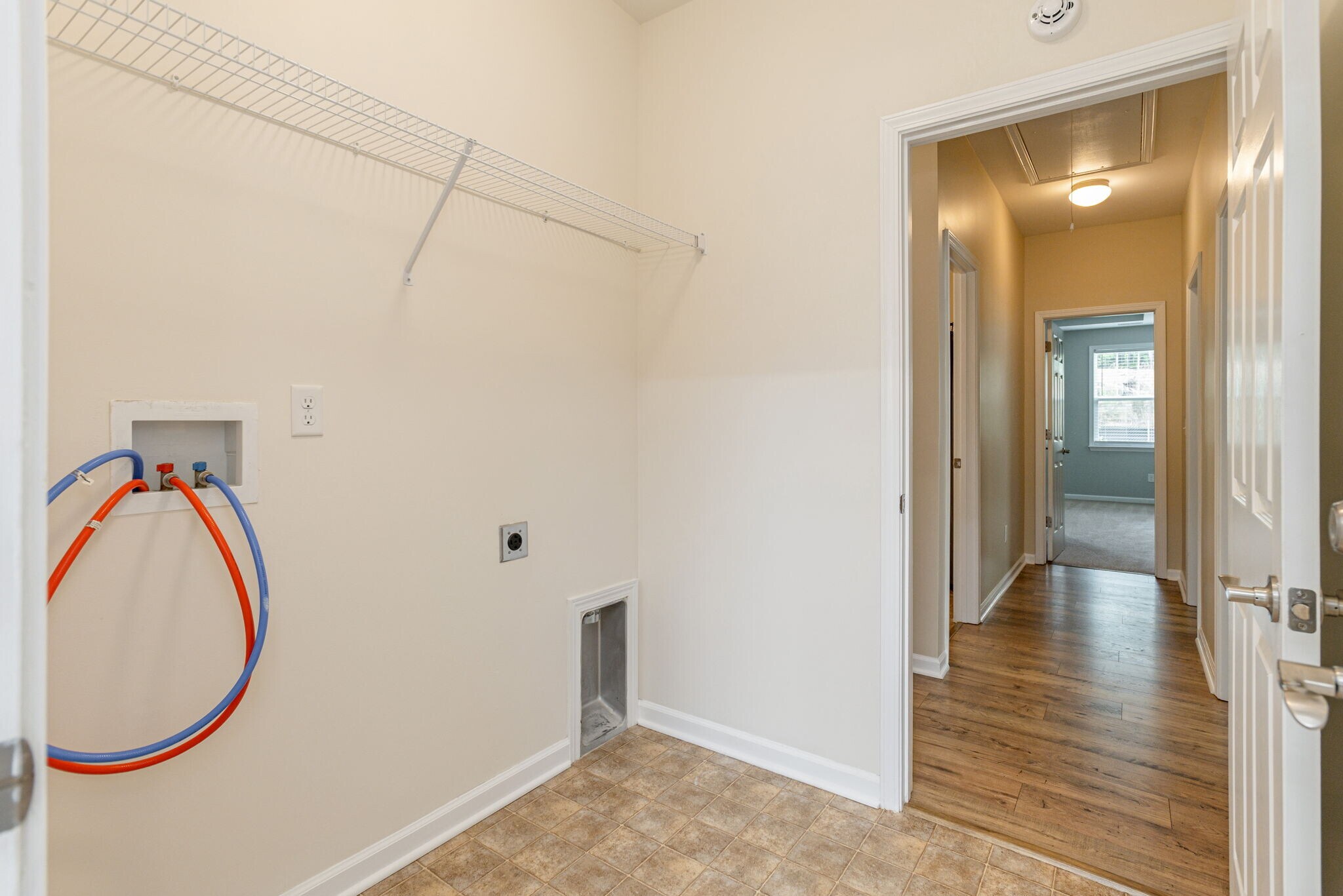 Building Photo - 35 Foxtail Ct