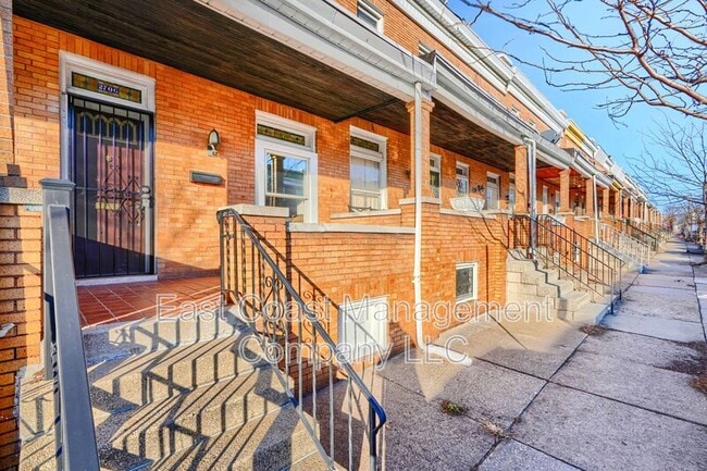 Building Photo - 2706 E Biddle St