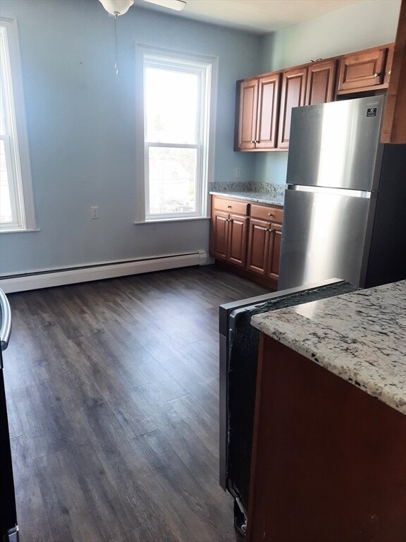 Building Photo - 442 Washington St