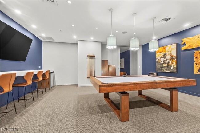 Building Photo - 4525 Dean Martin Dr