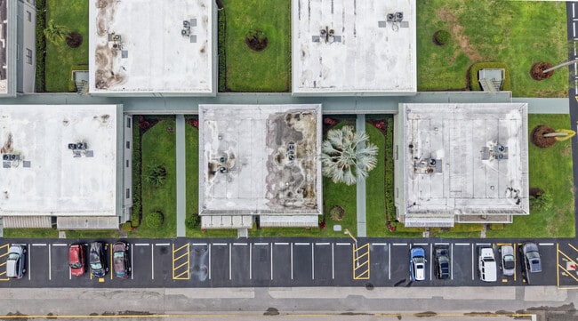 Building Photo - 284 Flanders F