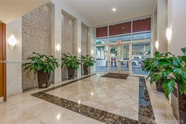 Building Photo - 7350 SW 89th St